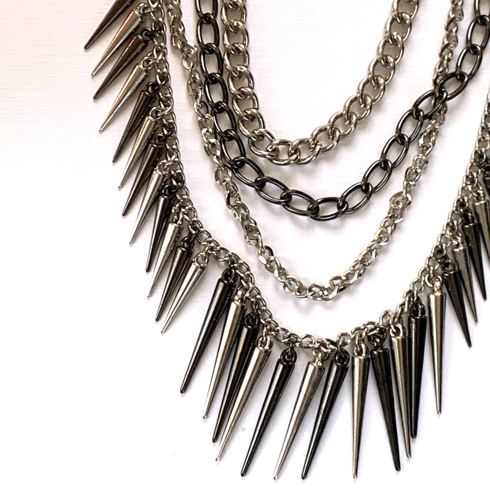 Mixed metal statement necklace